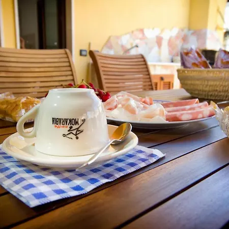 Casa Vacanze Paoli Couette-café
